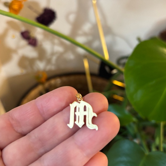ETSY - Custom Old English Letter "M" Pendant - Picture 3 of 8